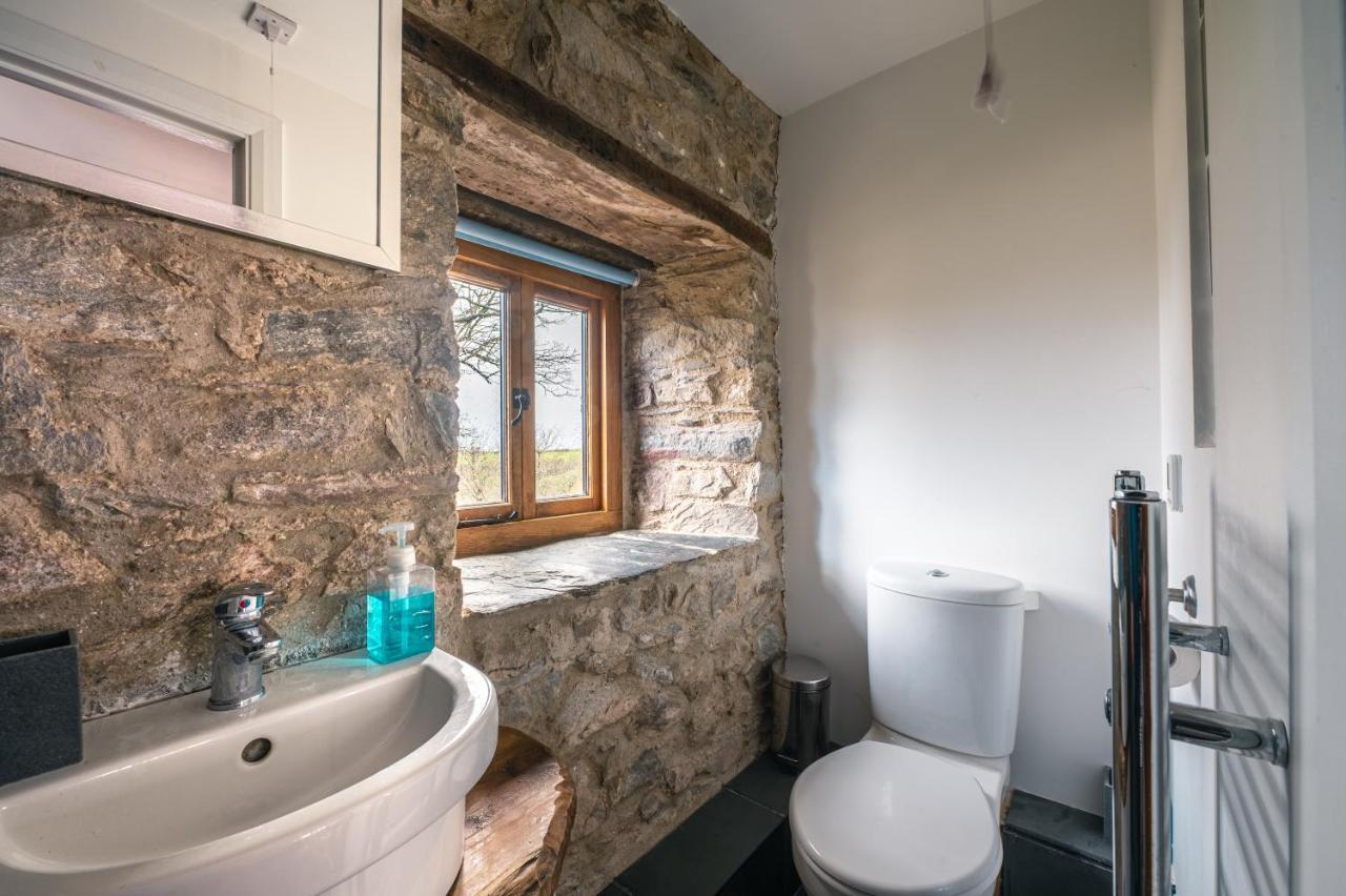 Stunning Converted Granary In Heart Of St Davids ภายนอก รูปภาพ