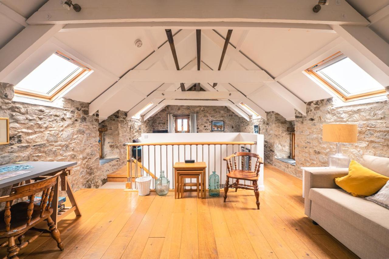 Stunning Converted Granary In Heart Of St Davids ภายนอก รูปภาพ