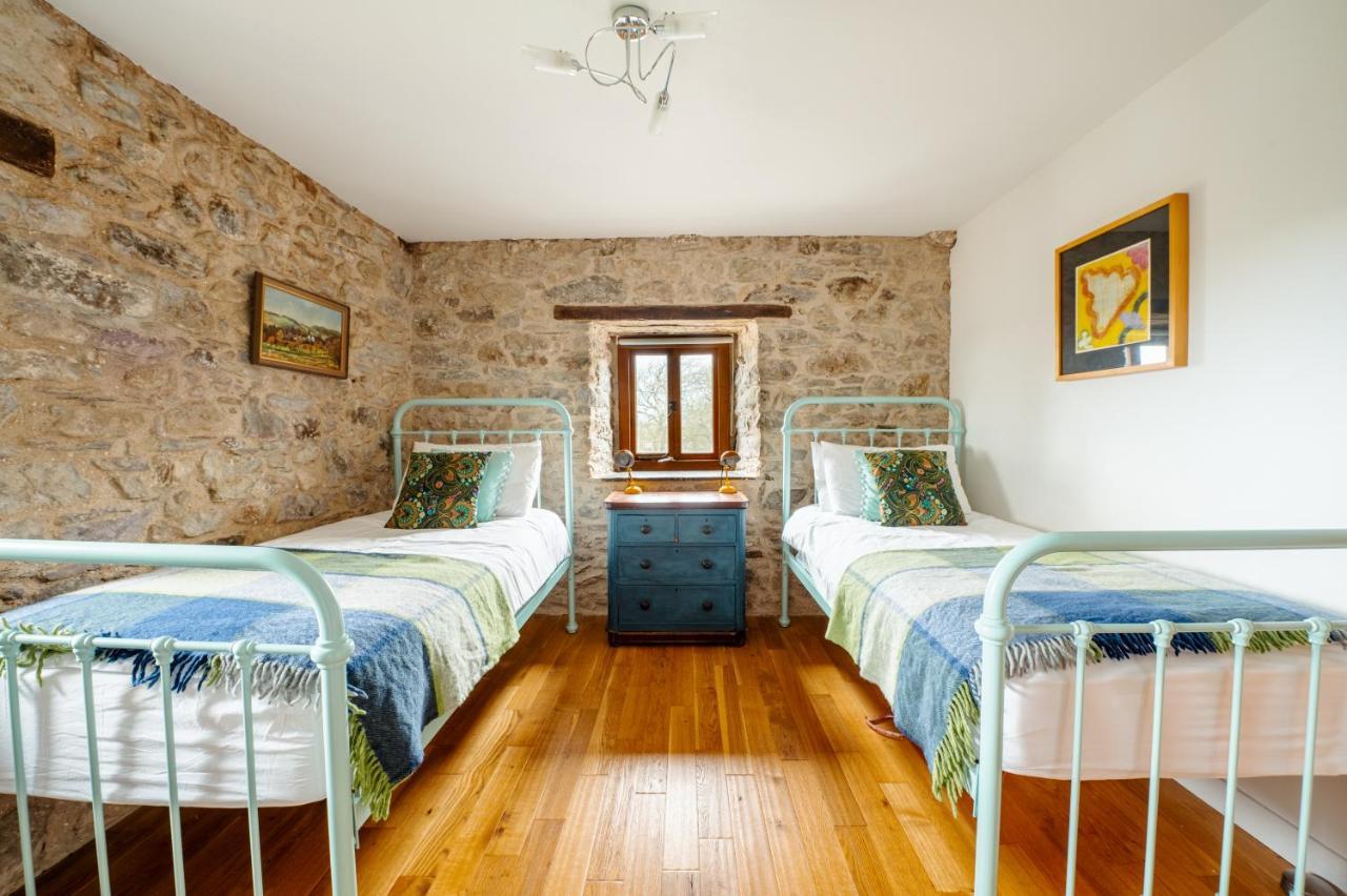 Stunning Converted Granary In Heart Of St Davids ภายนอก รูปภาพ