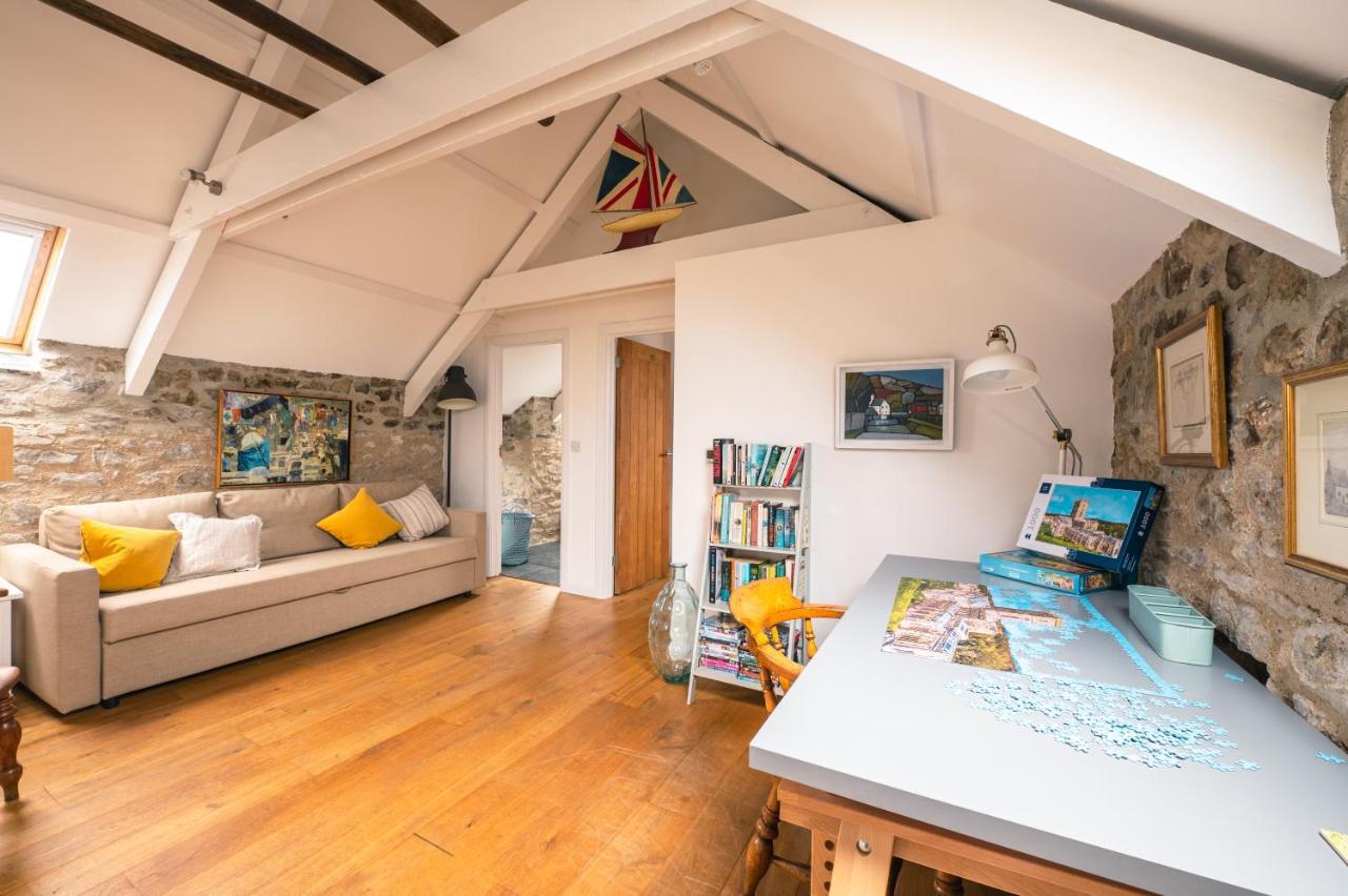 Stunning Converted Granary In Heart Of St Davids ภายนอก รูปภาพ